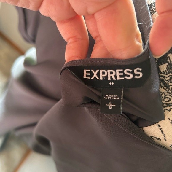 Express Gray Tan Relaxed Cut Out Blouse - Picture 5 of 6